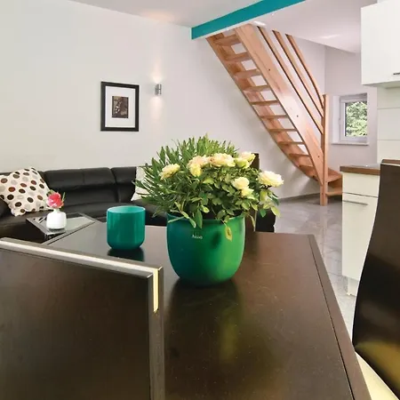 Cozy In With Kitchenette *